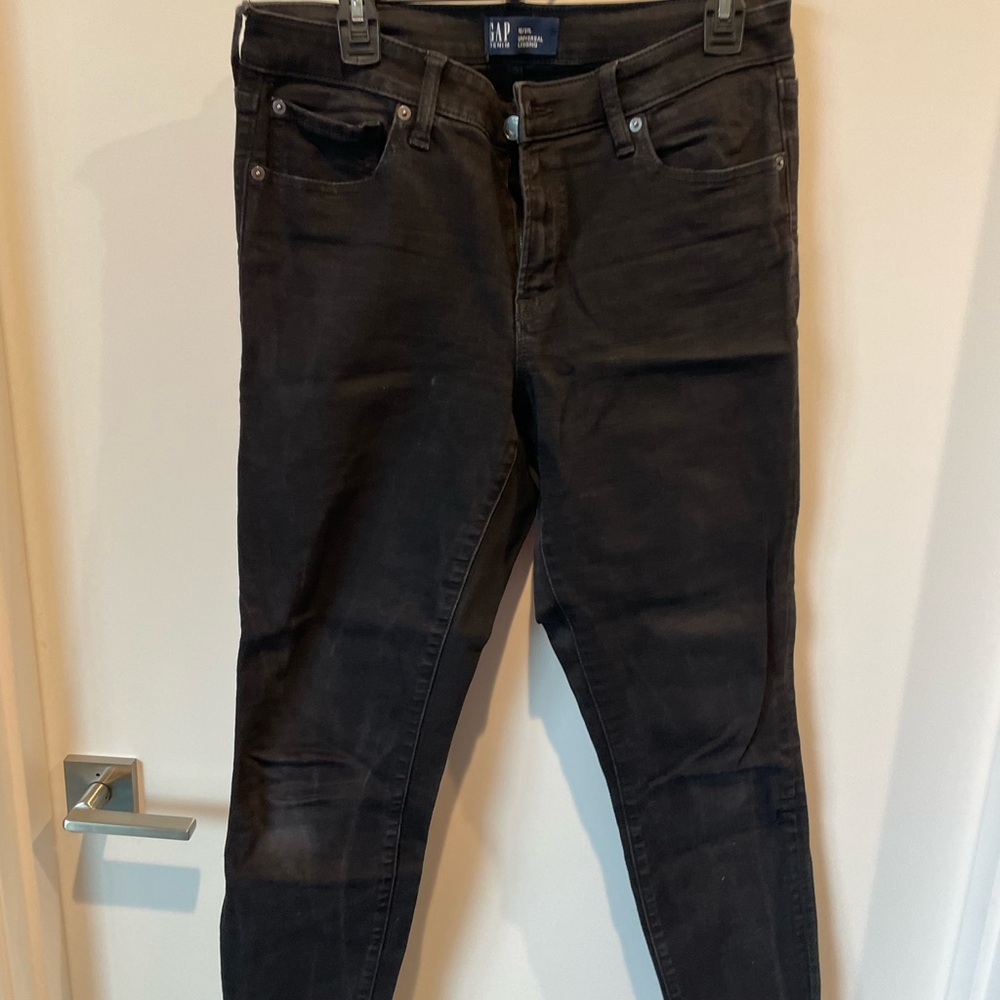 GAP Women's Faded Black Skinny Jeans